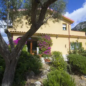  Farm stay Sa Rocca Italy