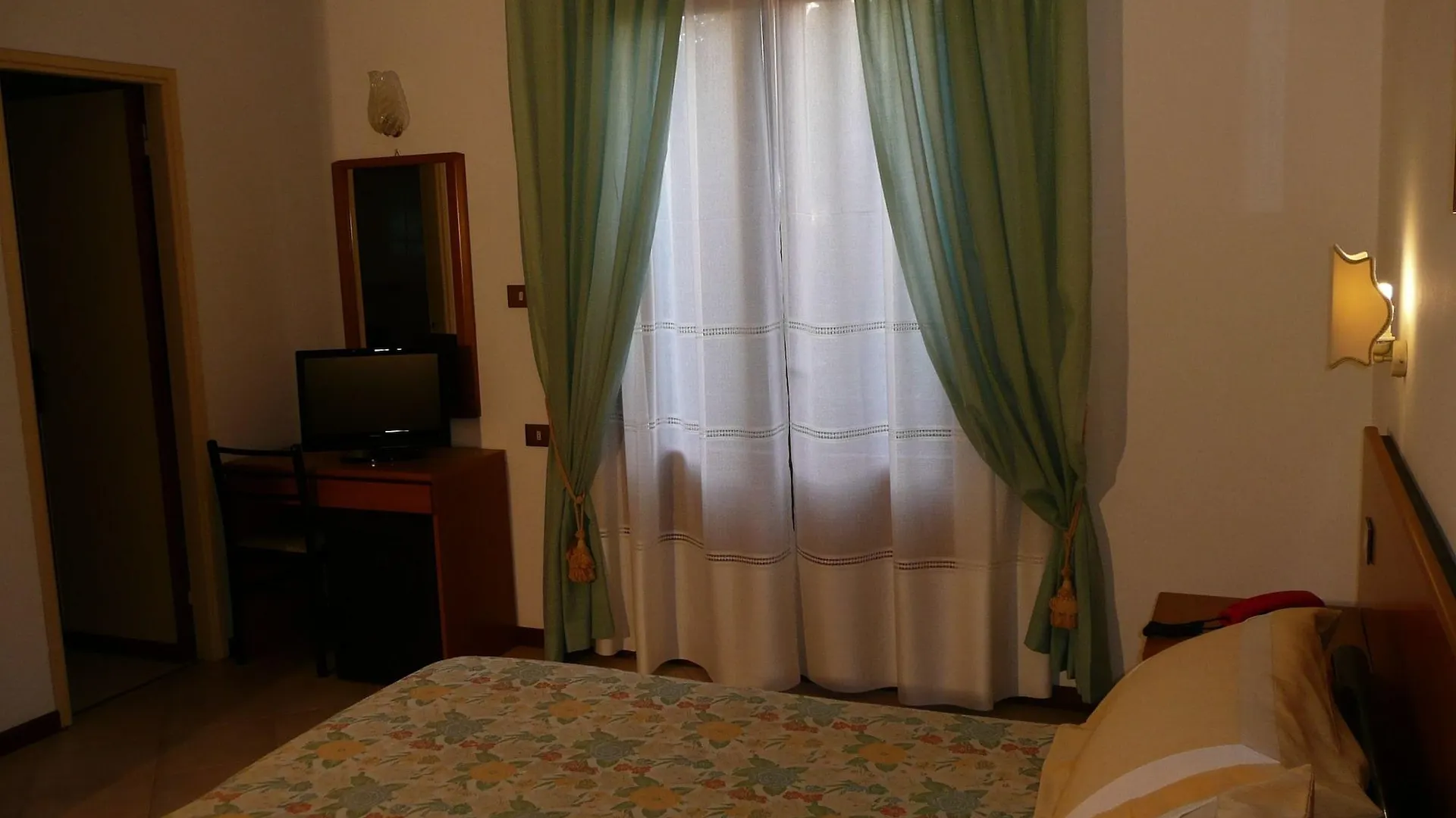 Hotel Astor Victoria Forte dei Marmi Italy
