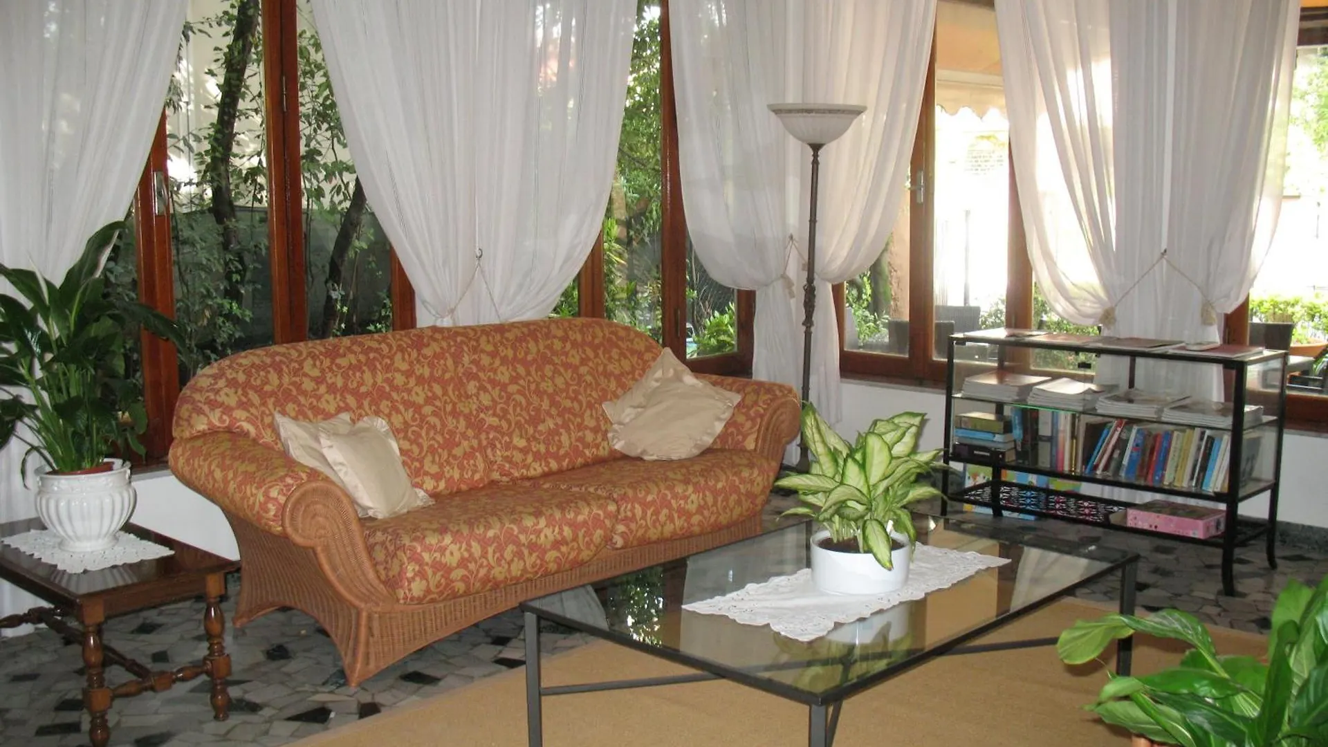 Hotel Astor Victoria Forte dei Marmi 3*,  Italien